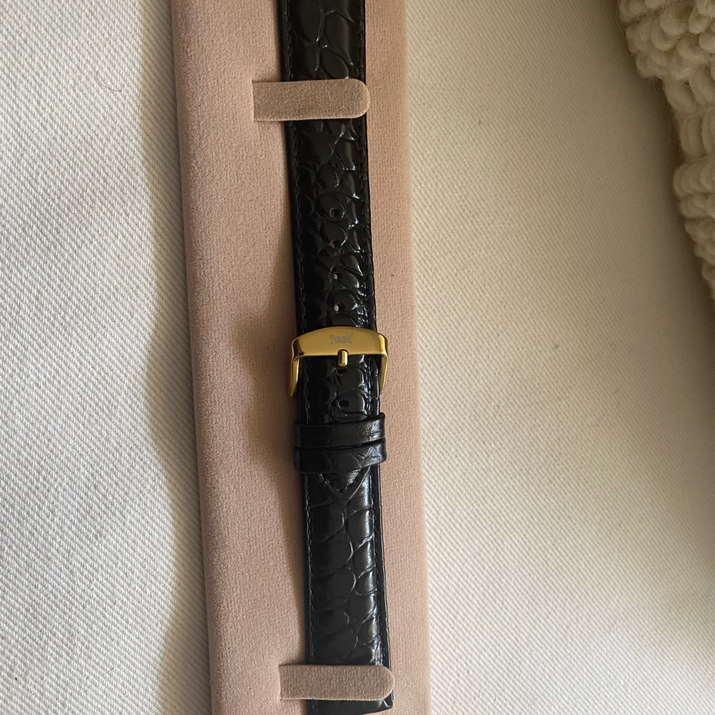 Piaget Black Leather Strap 20mmwith Gold Plated Buckle Accents Piaget Black Leather Strap 20mmwith Gold Plated Buckle Accents